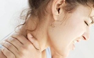a nyaki gerinc osteochondrosisának tünetei